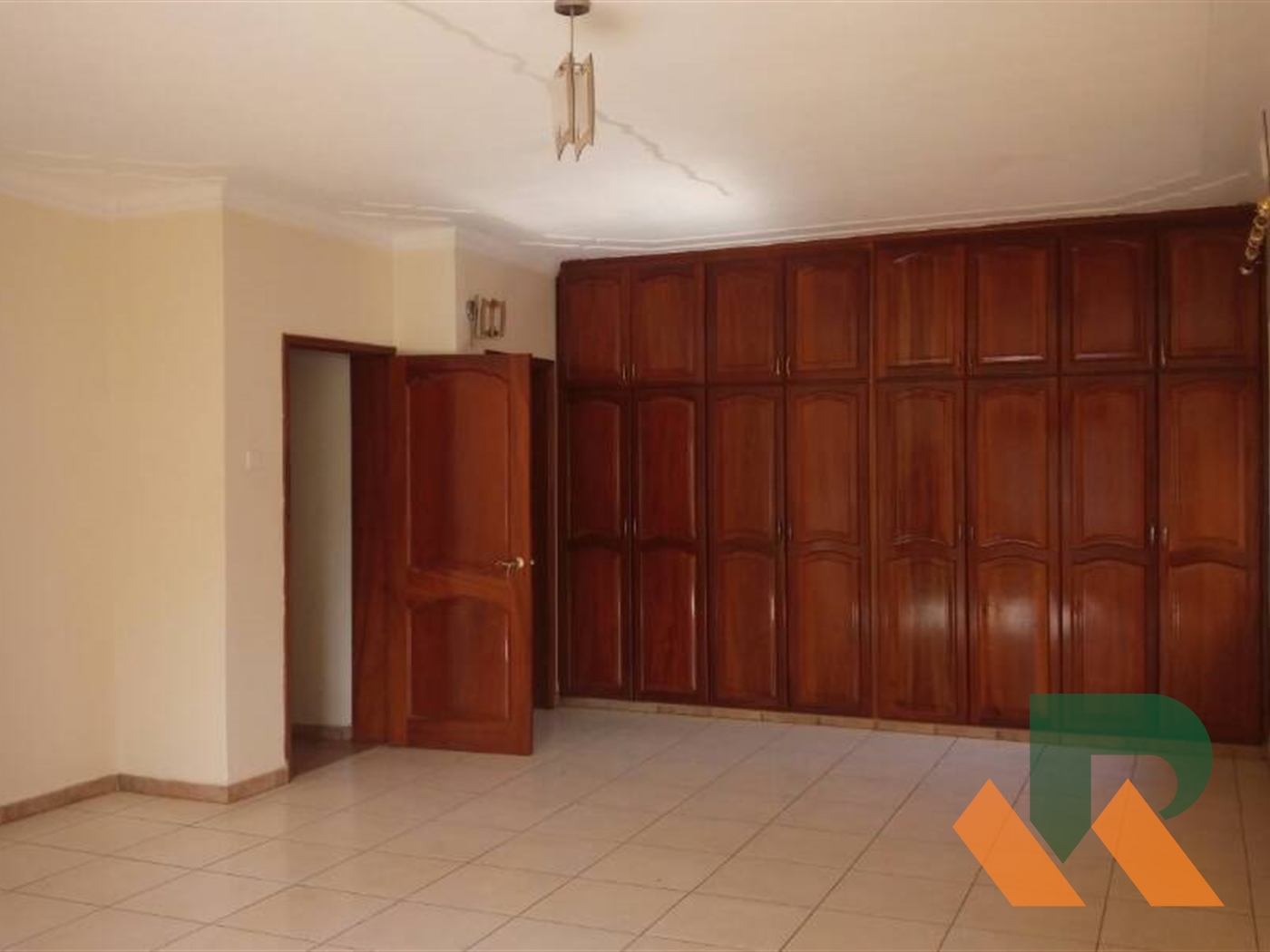 Storeyed house for rent in Ntinda Kampala