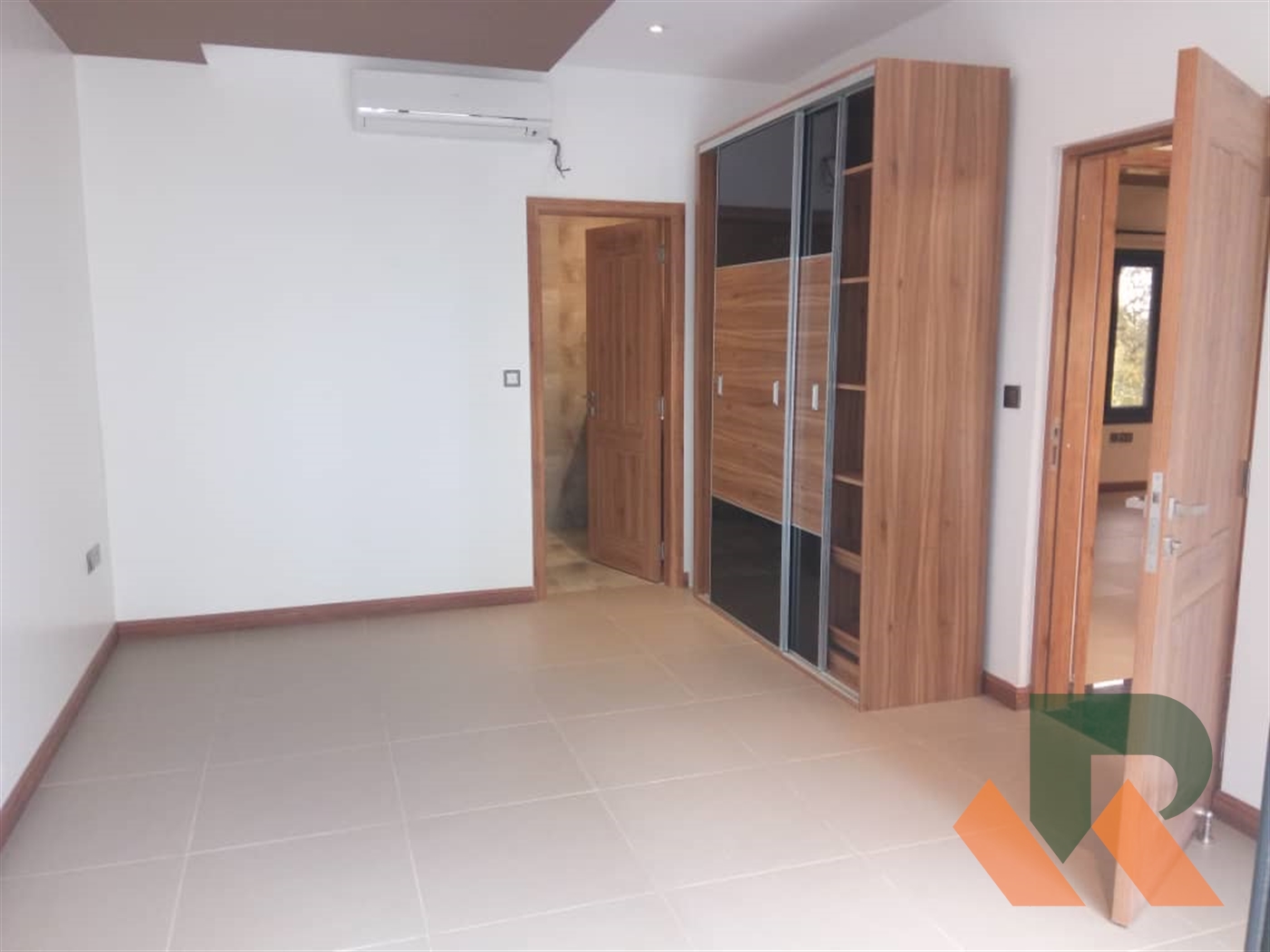 Apartment for sale in Munyonyo Kampala