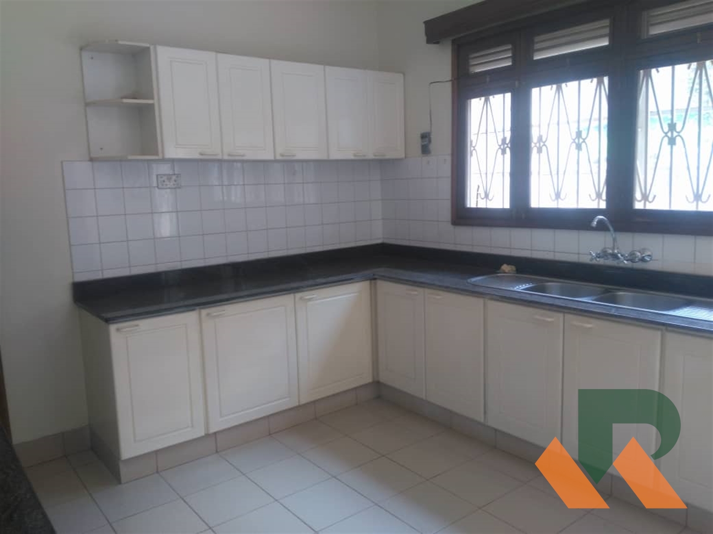 Bungalow for rent in Naguru Kampala