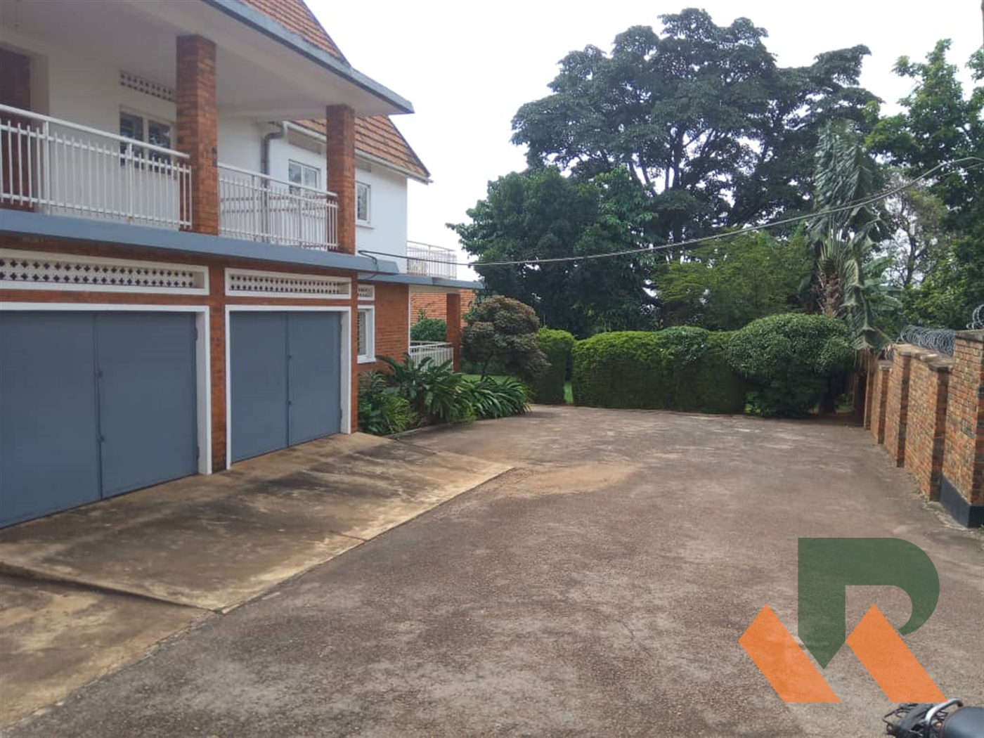 Maisonette for sale in Muyenga Kampala