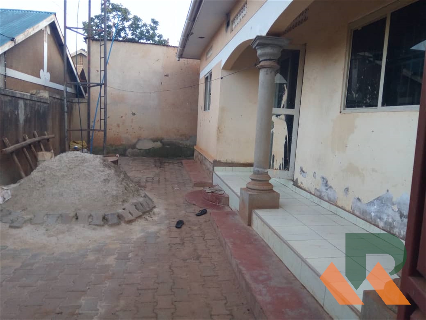 Bungalow for sale in Munyonyo Kampala