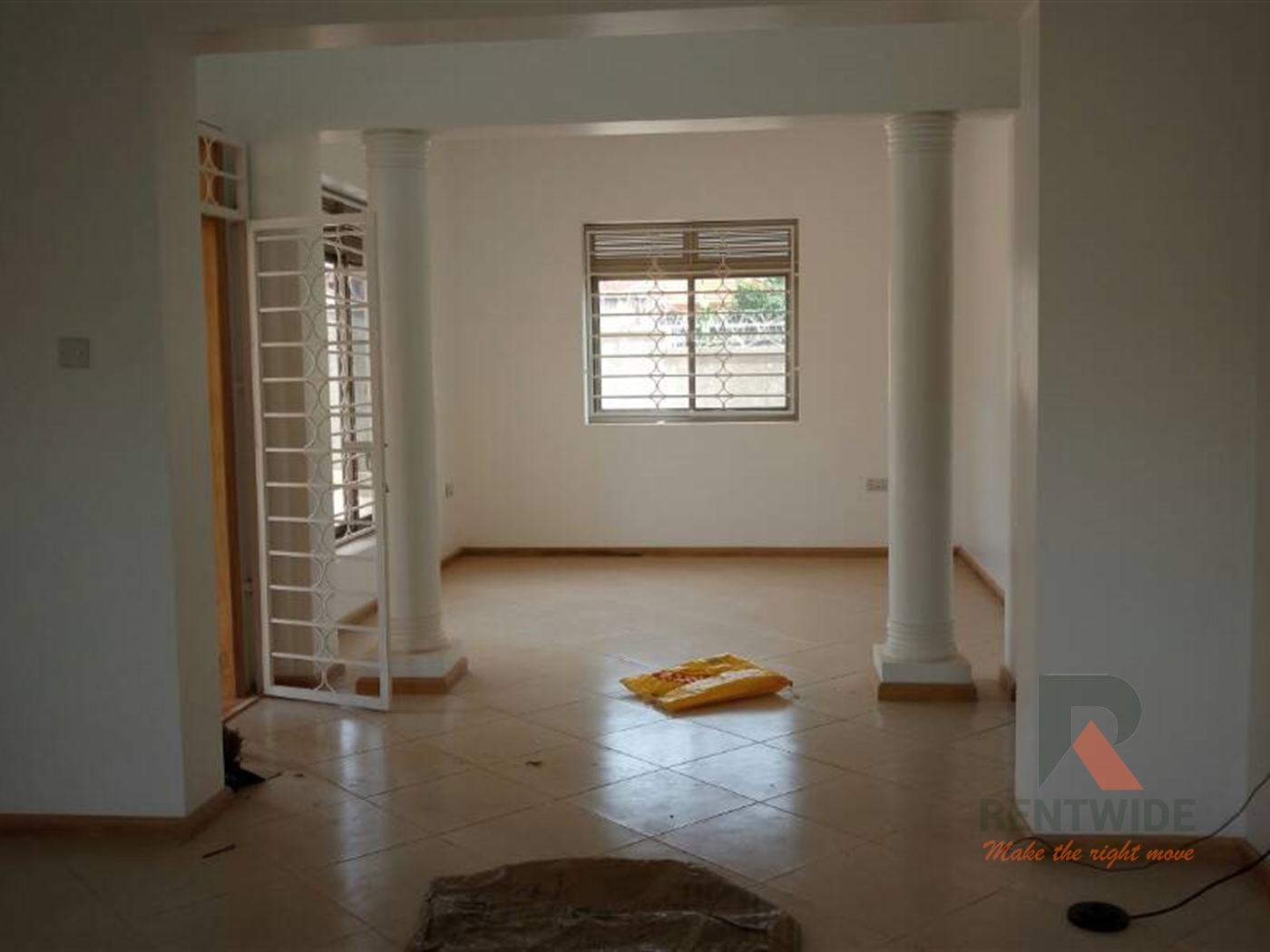 Mansion for rent in Kira Wakiso