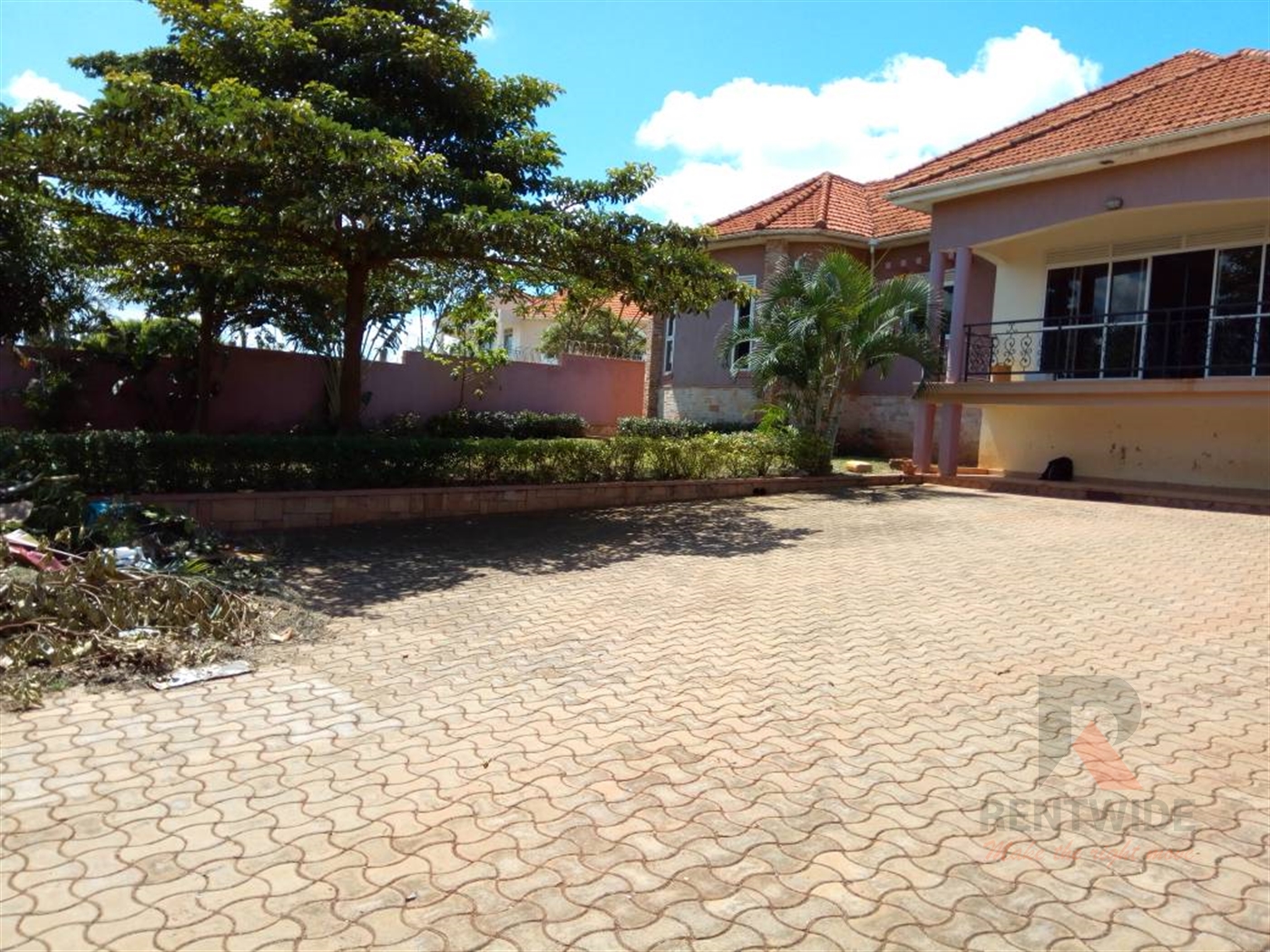 Bungalow for sale in Kira Wakiso