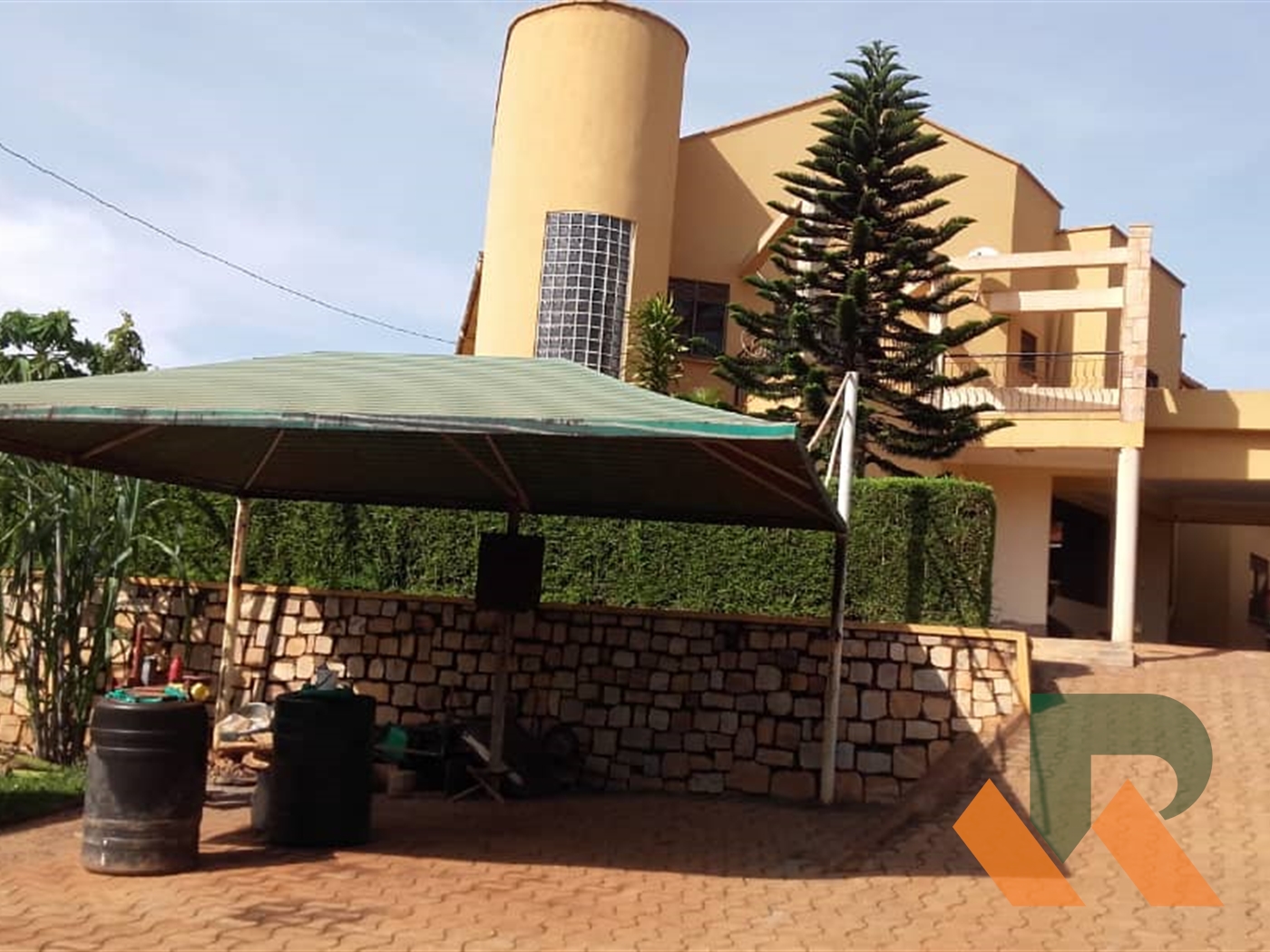 Maisonette for sale in Butabika Kampala