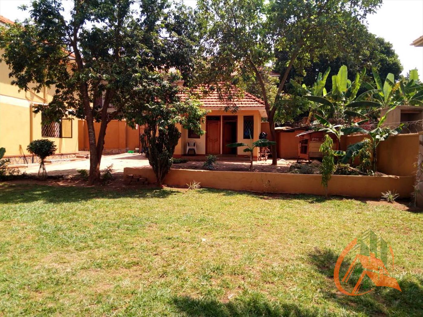 Maisonette for sale in Kulambilo Wakiso