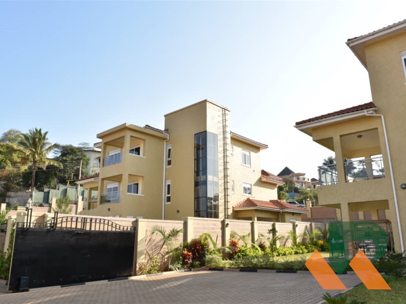 Villa for sale in Munyonyo Kampala