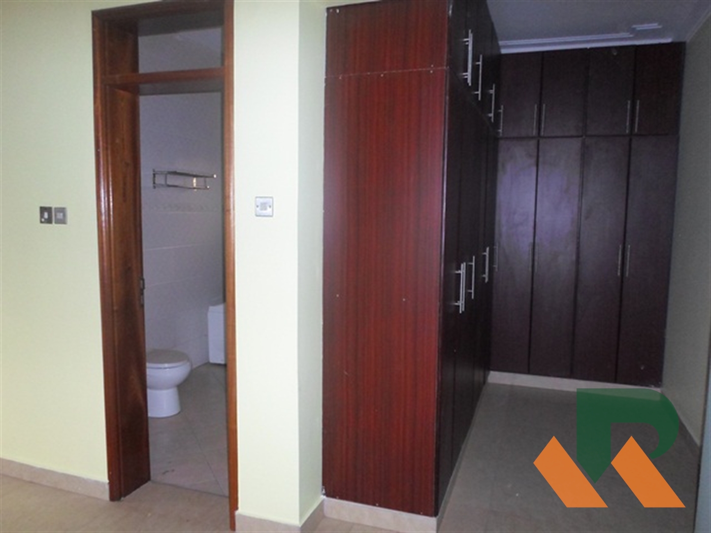 Maisonette for sale in Naalya Wakiso