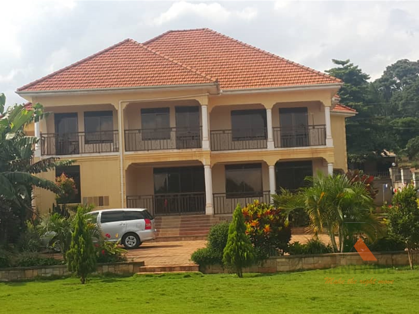 Maisonette for sale in Bwebajja Wakiso