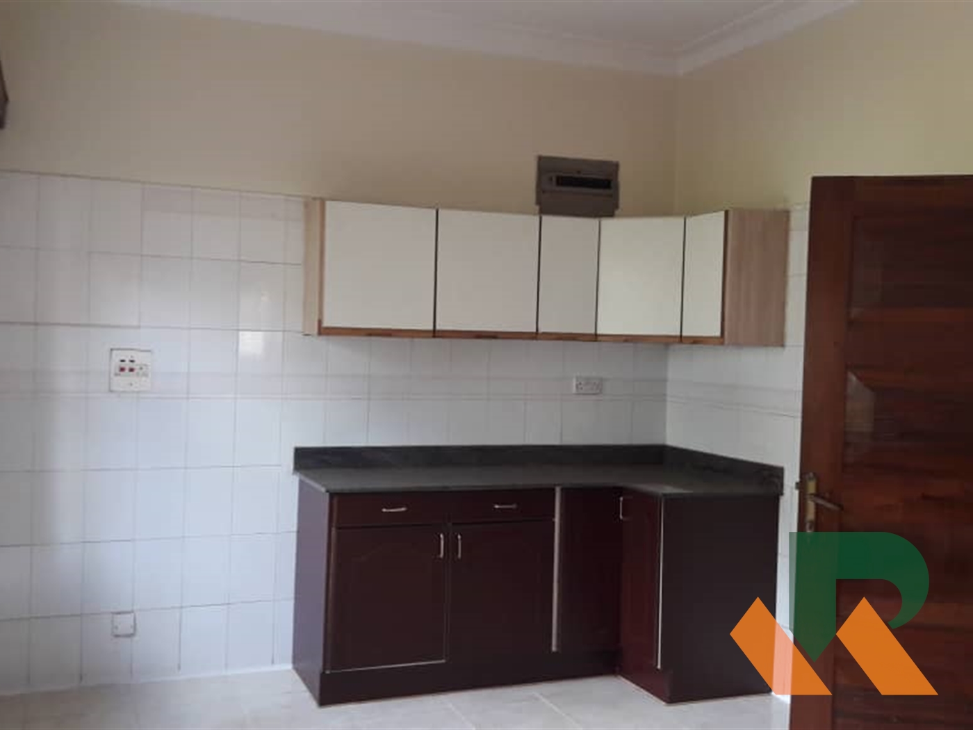 Storeyed house for rent in Bukoto Kampala