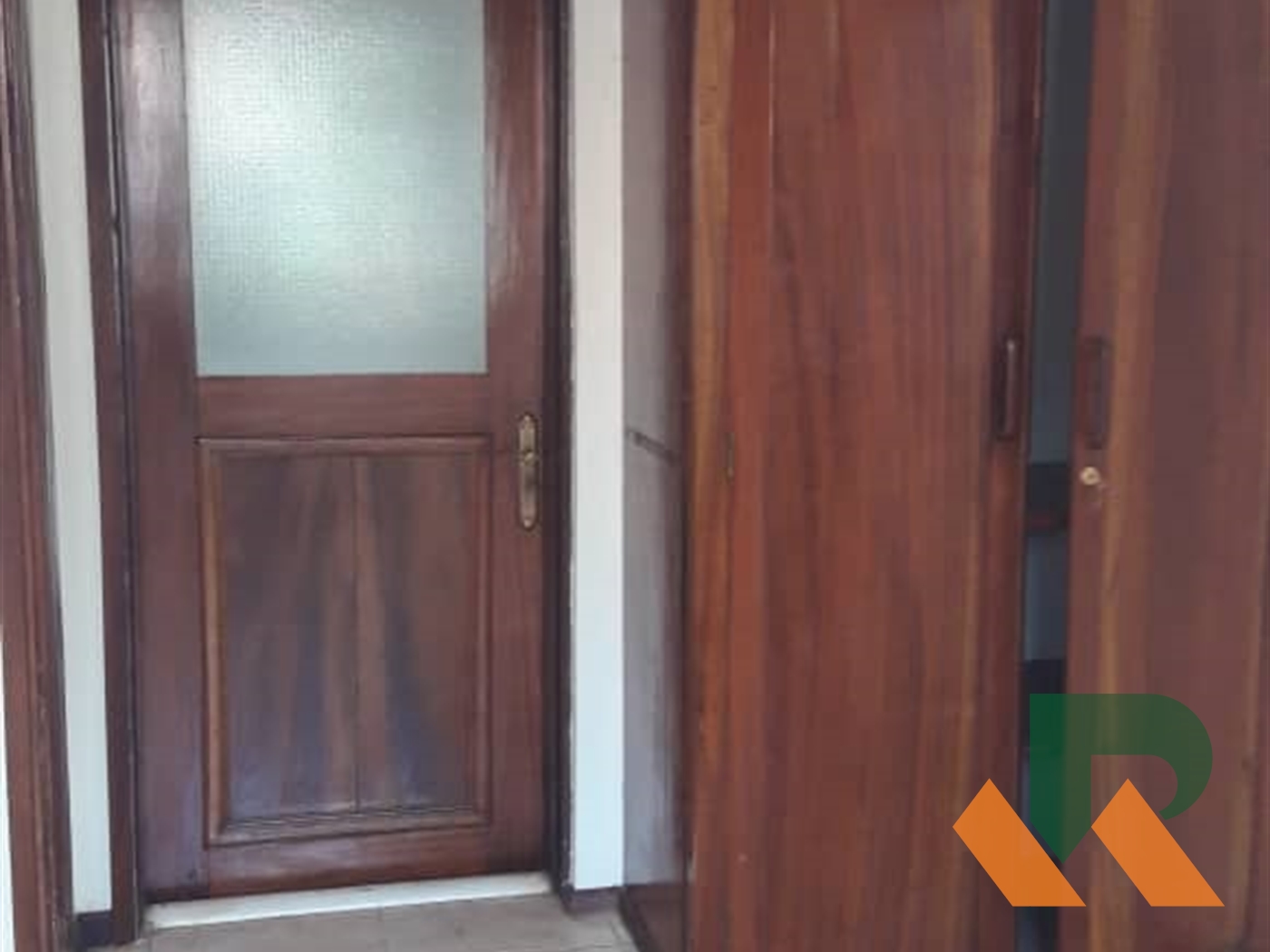 Storeyed house for rent in Bukoto Kampala