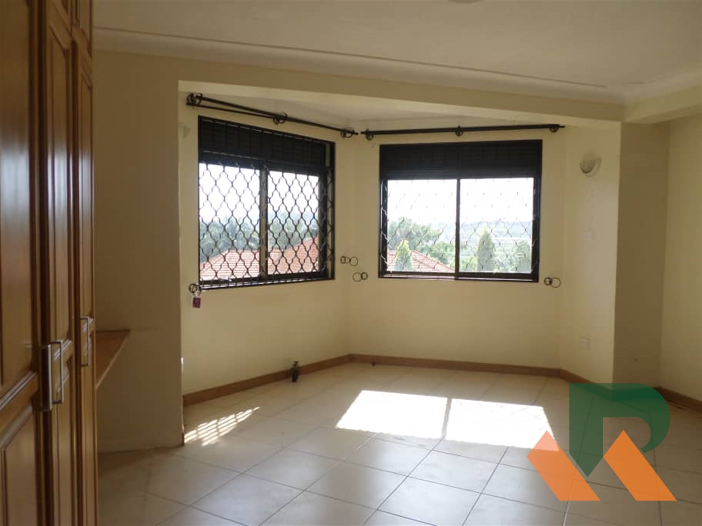 Duplex for rent in Bukasa Kampala