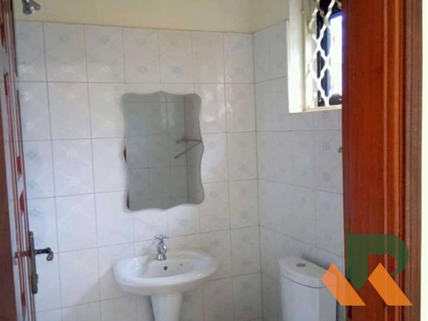 Maisonette for rent in Lubowa Wakiso