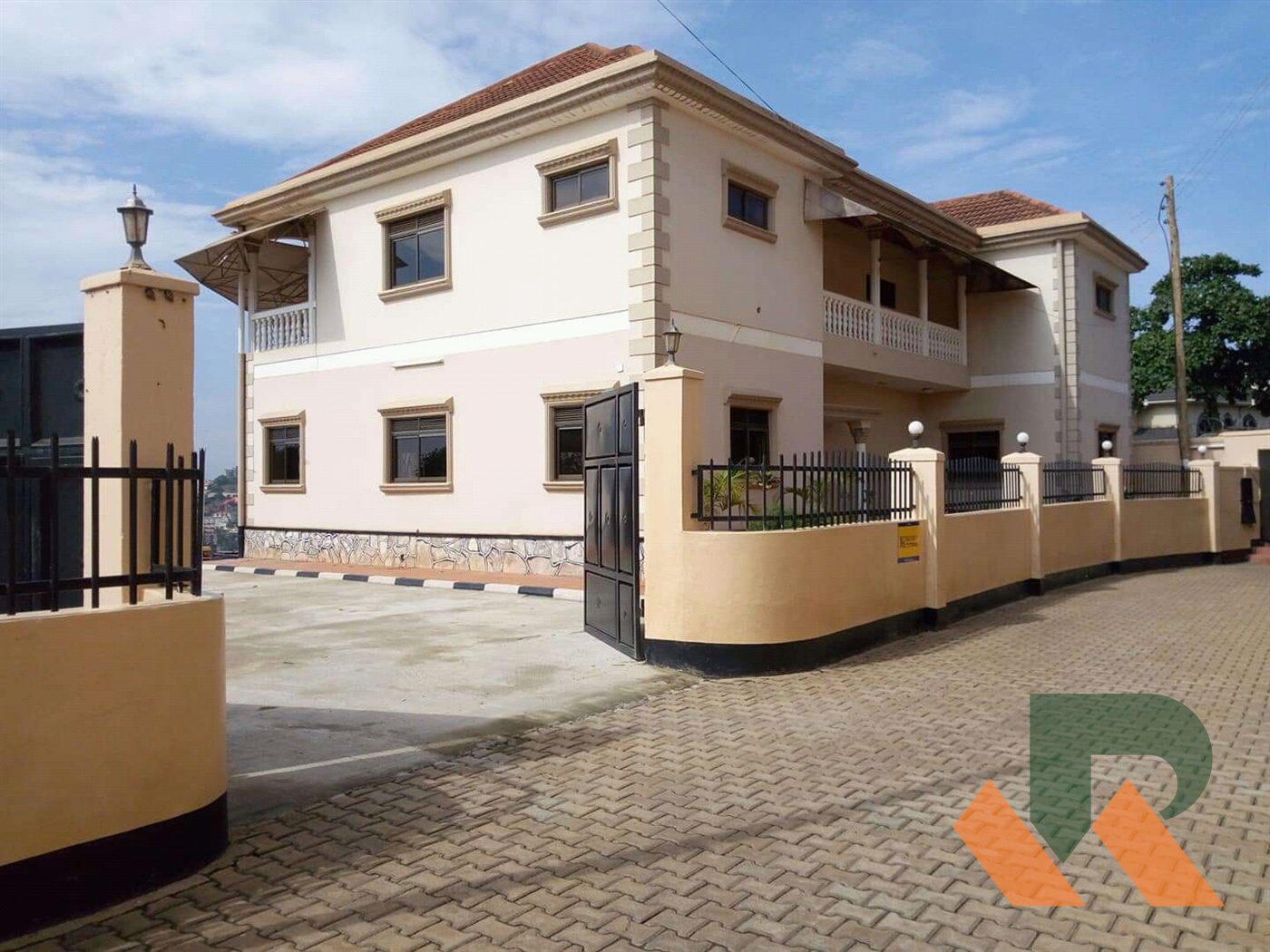 Villa for rent in Kololo Kampala