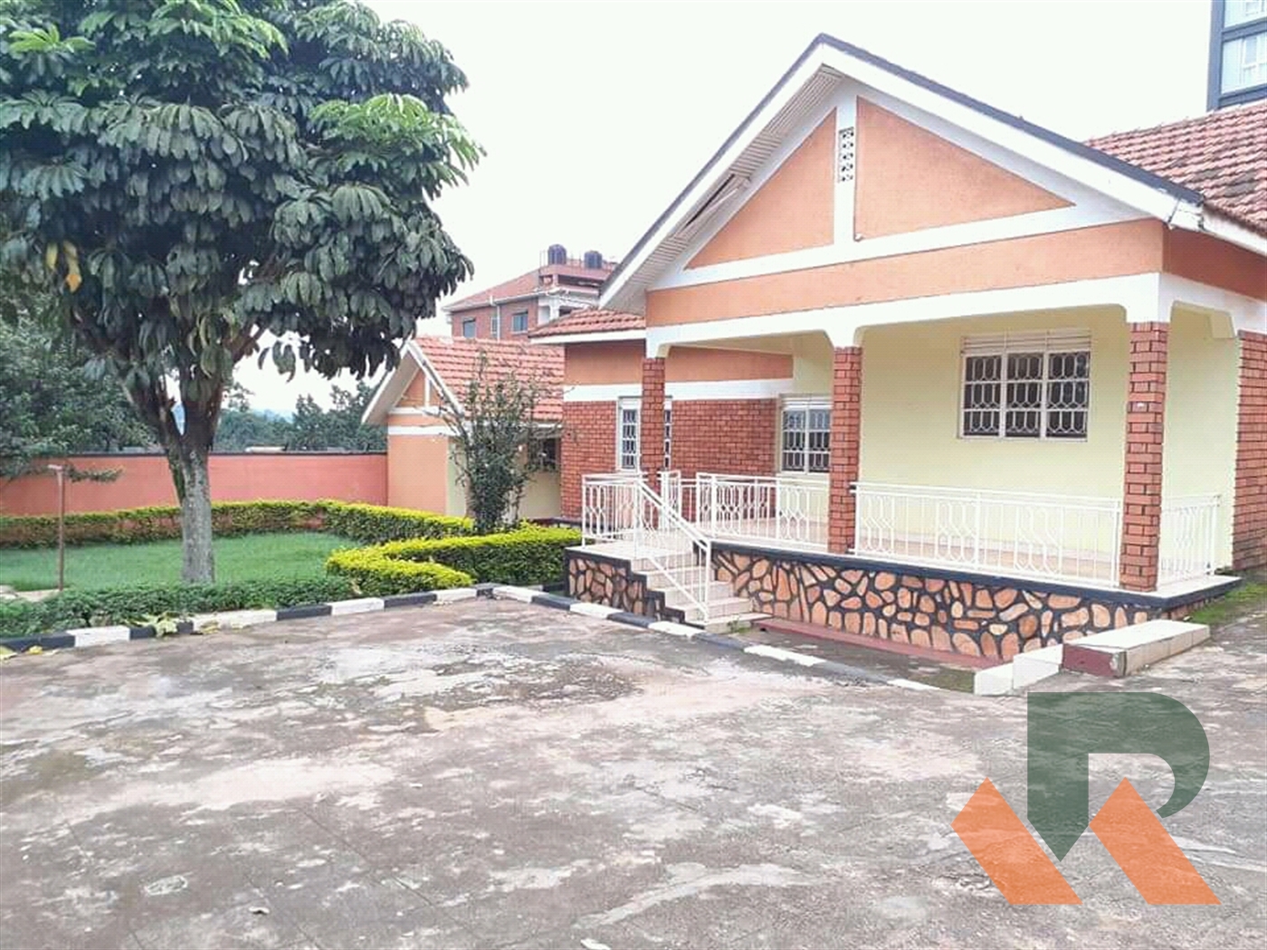 Bungalow for rent in Bukoto Kampala