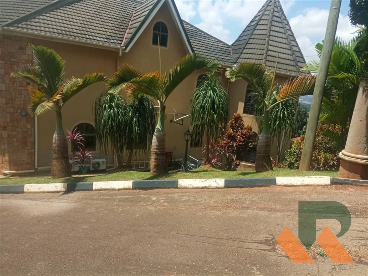 Mansion for rent in Naguru Kampala