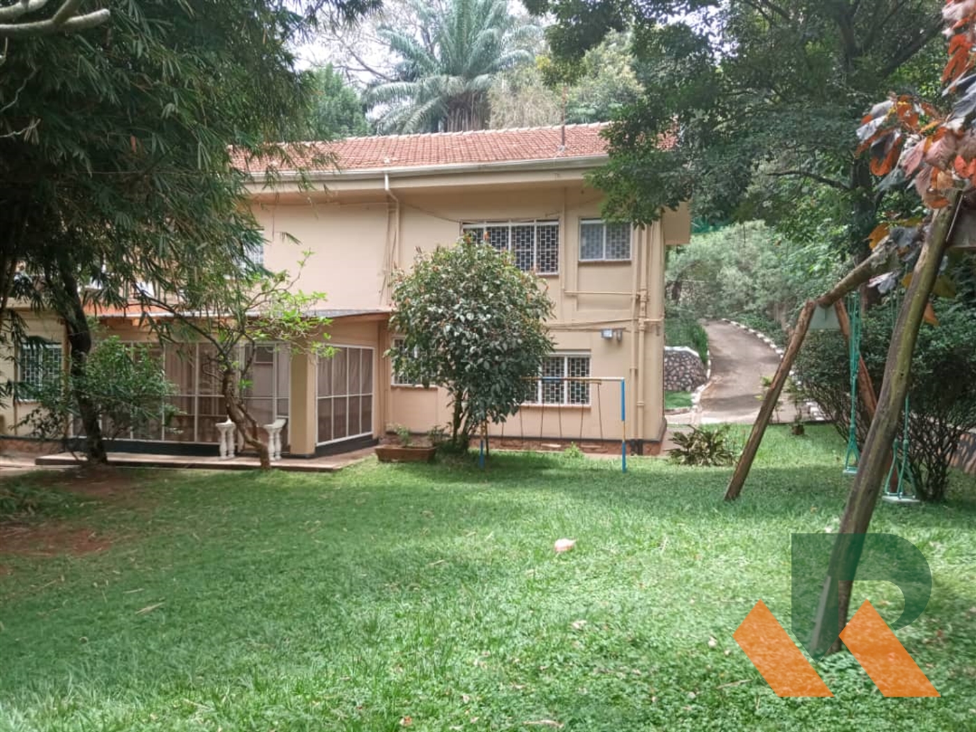 Maisonette for rent in Kololo Kampala