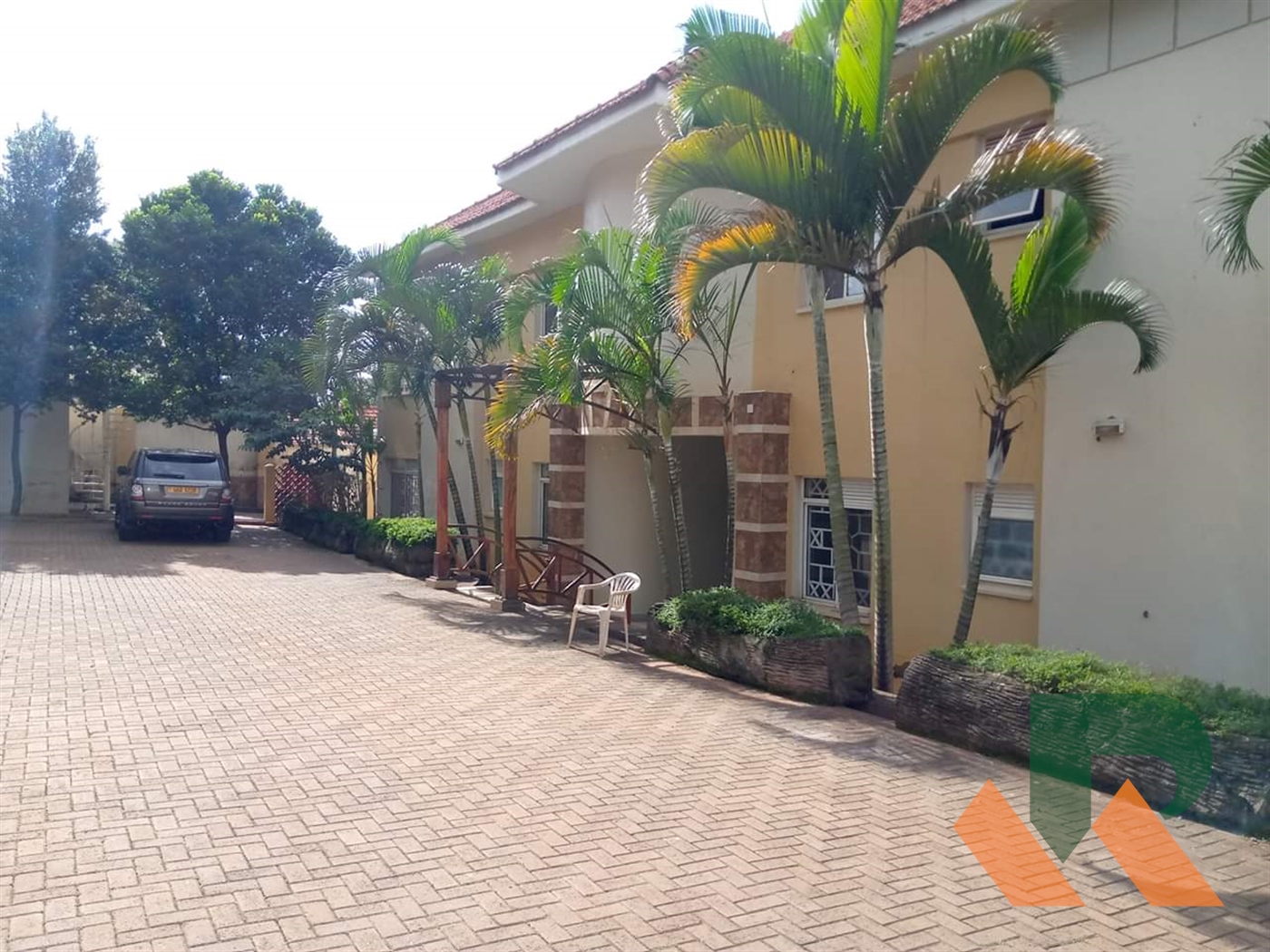 Semi Detached for rent in Muyenga Kampala