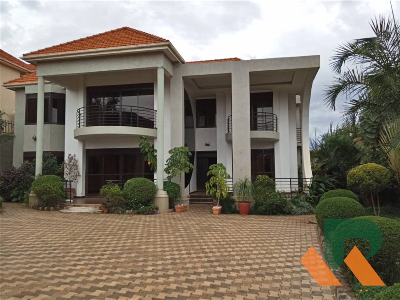 Maisonette for sale in Buziga Kampala