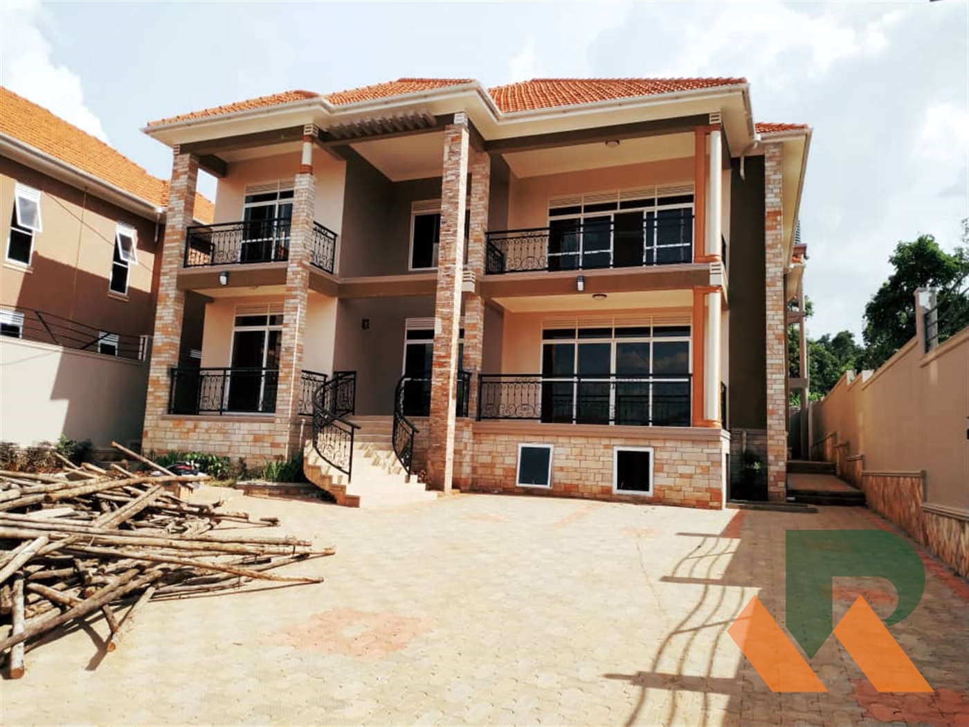 Maisonette for sale in Kira Wakiso