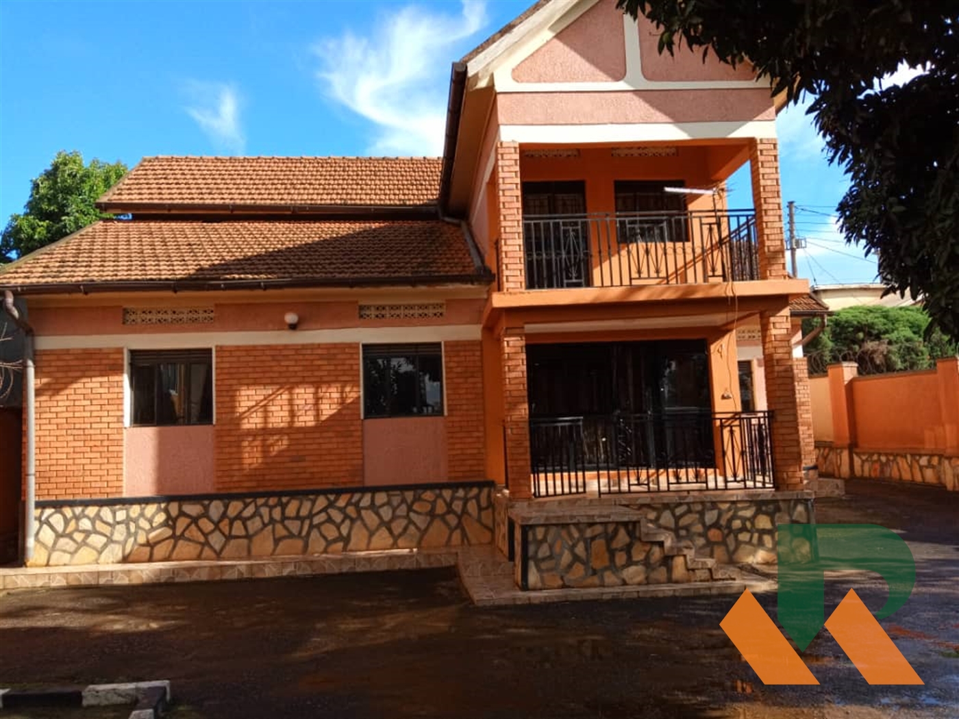 Storeyed house for sale in Bukoto Kampala