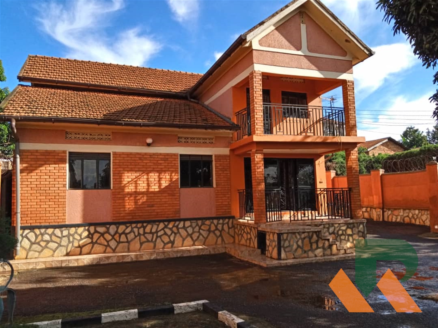 Storeyed house for sale in Bukoto Kampala