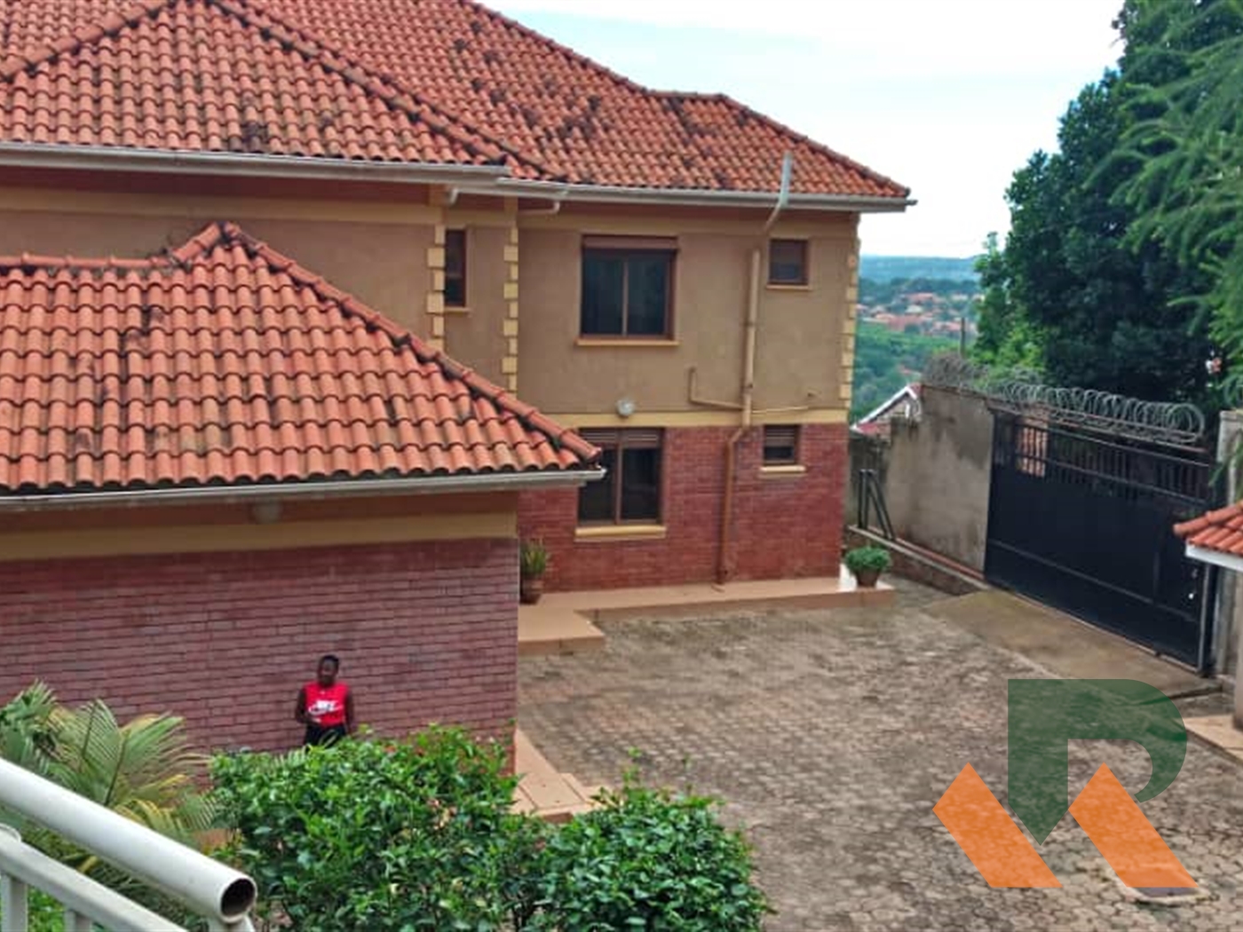 Maisonette for sale in Seguku Wakiso