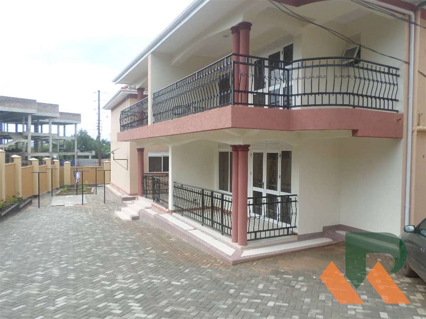 Duplex for rent in Muyenga Kampala