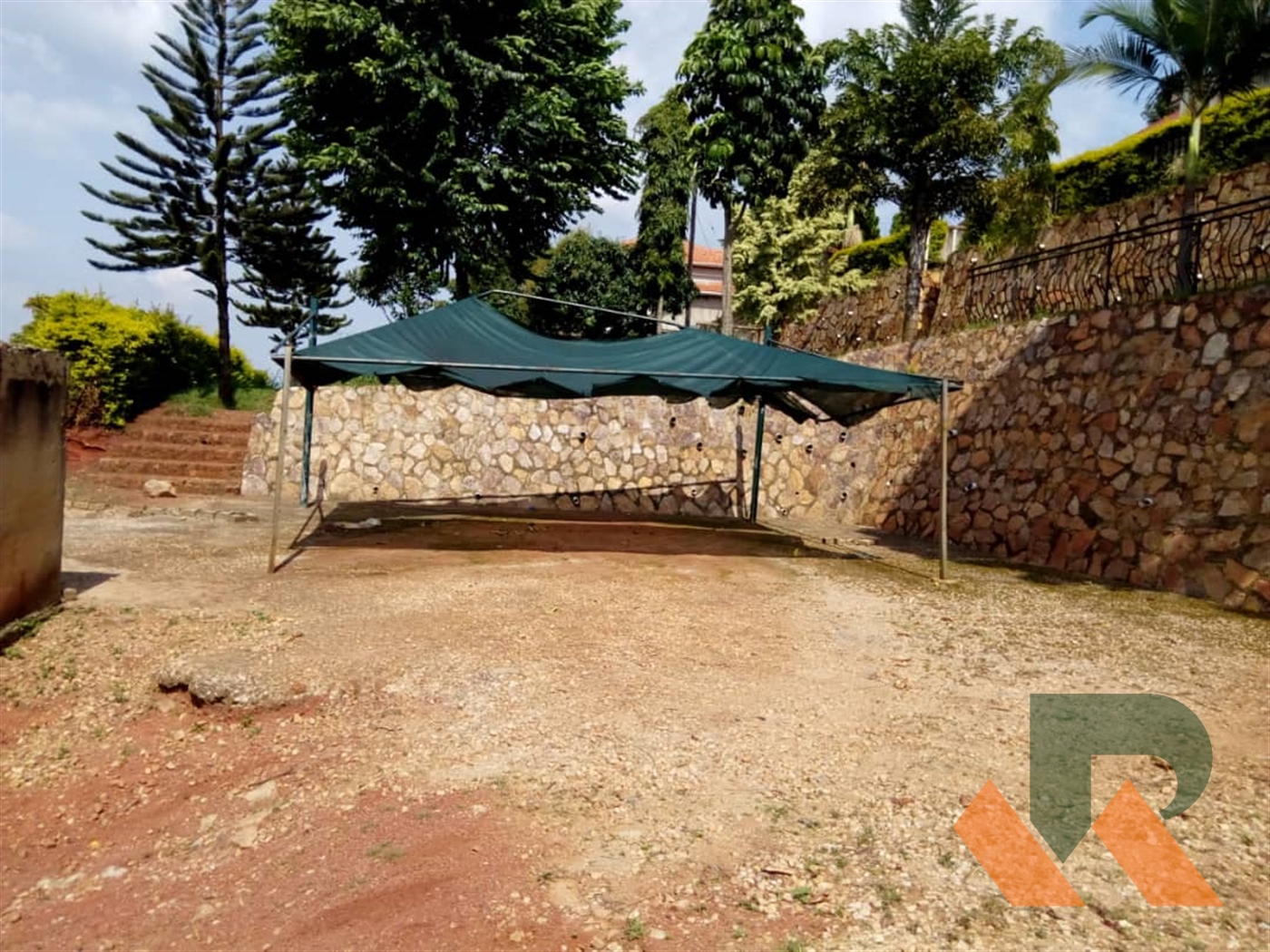 Bungalow for sale in Bwebajja Wakiso