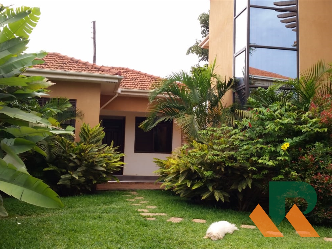 Maisonette for rent in Bbunga Kampala