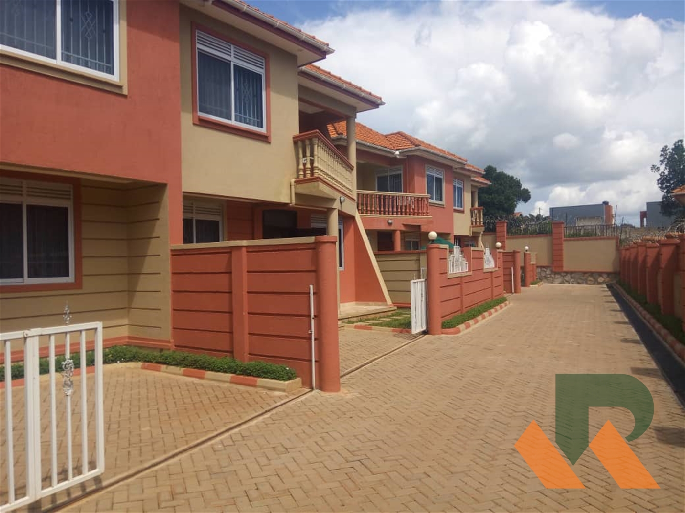 Town House for rent in Muyenga Kampala