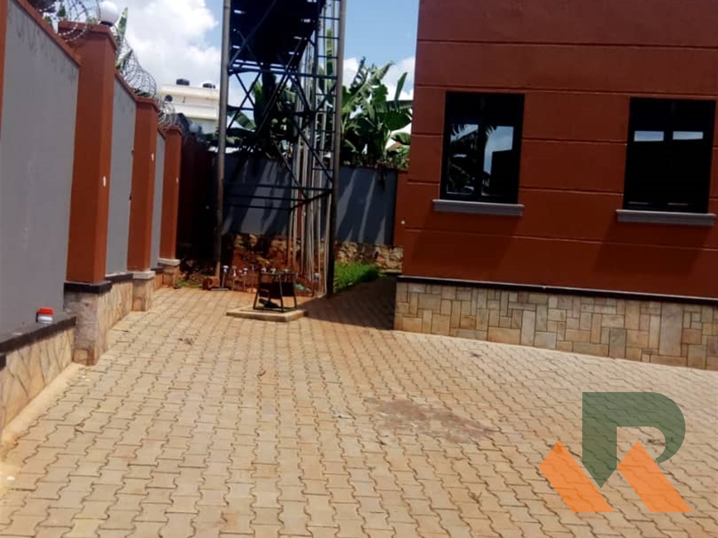 Semi Detached for rent in Kitende Wakiso