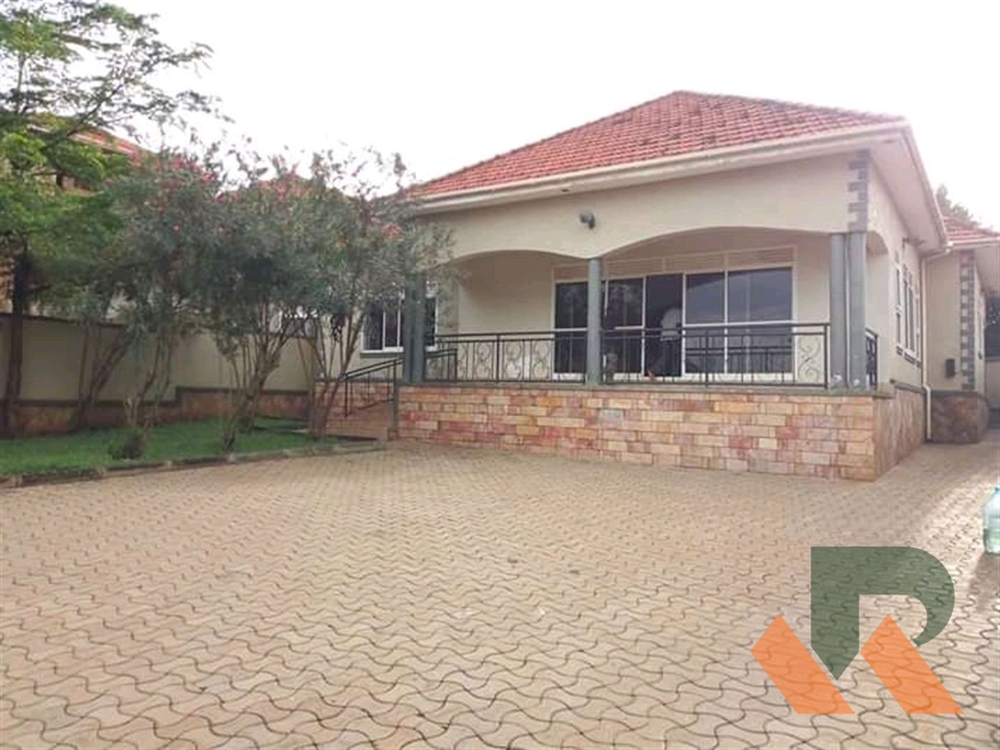 Bungalow for rent in Naalya Kampala