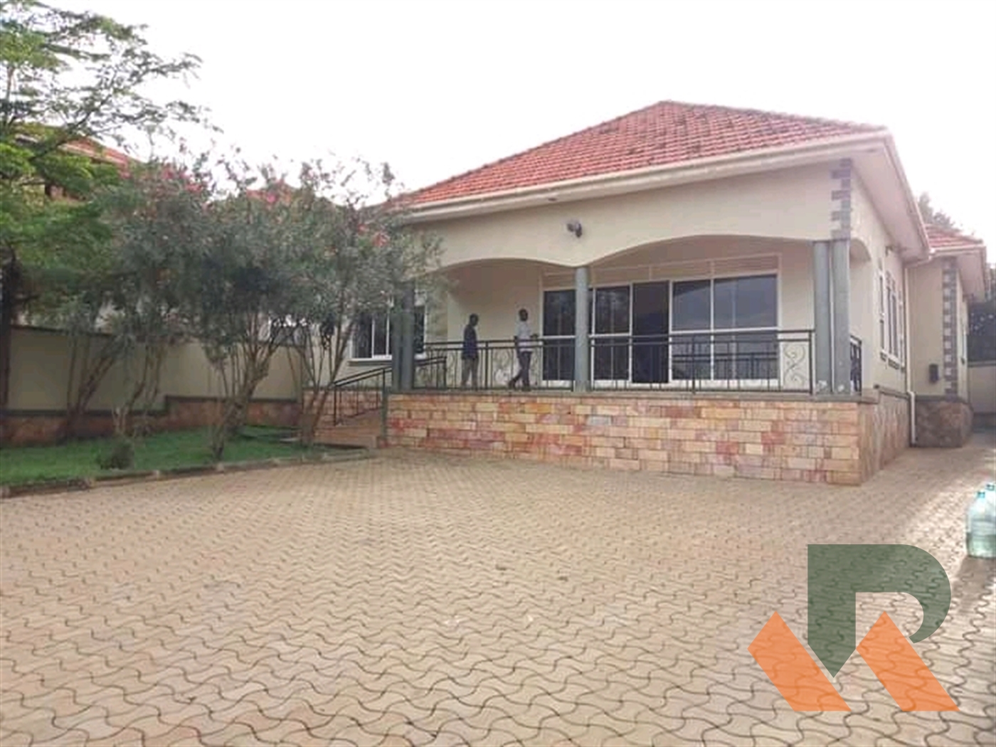 Bungalow for rent in Naalya Kampala