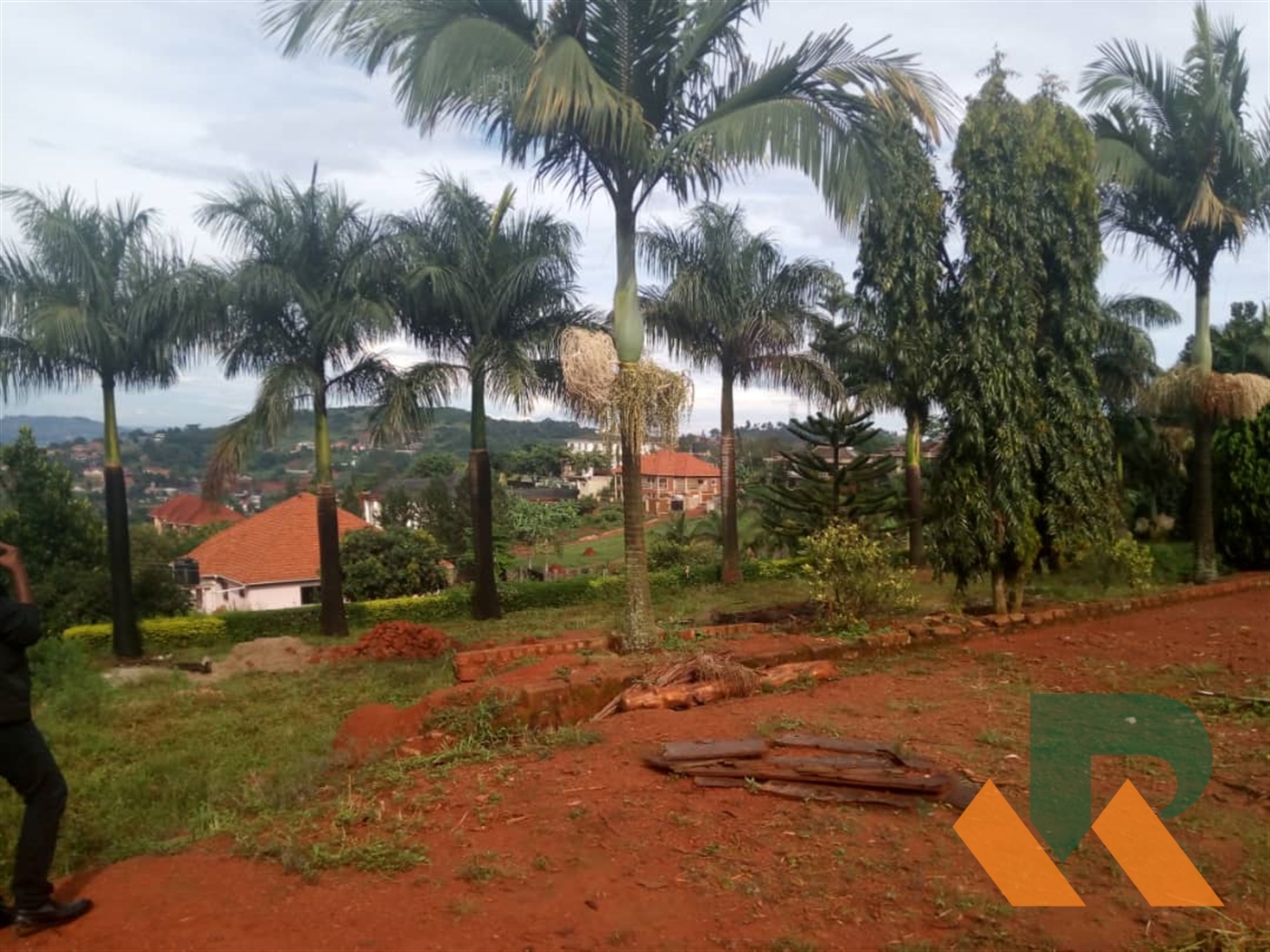 Storeyed house for sale in Bwebajja Wakiso