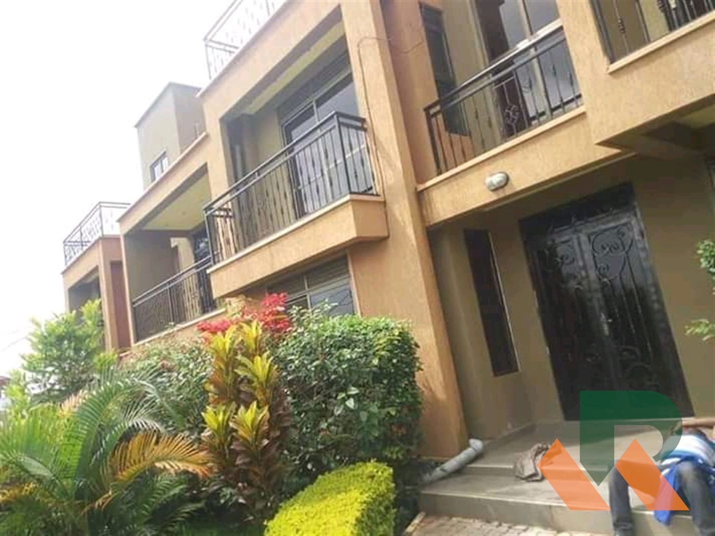 Town House for rent in Mbuya Kampala