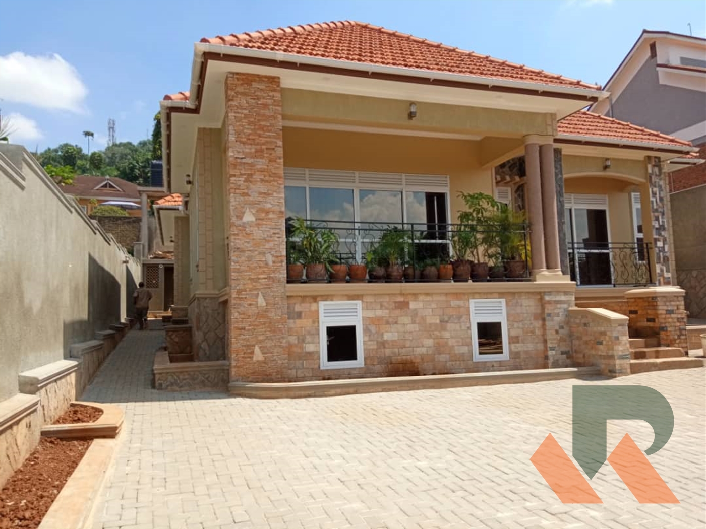 Bungalow for rent in Kansanga Kampala