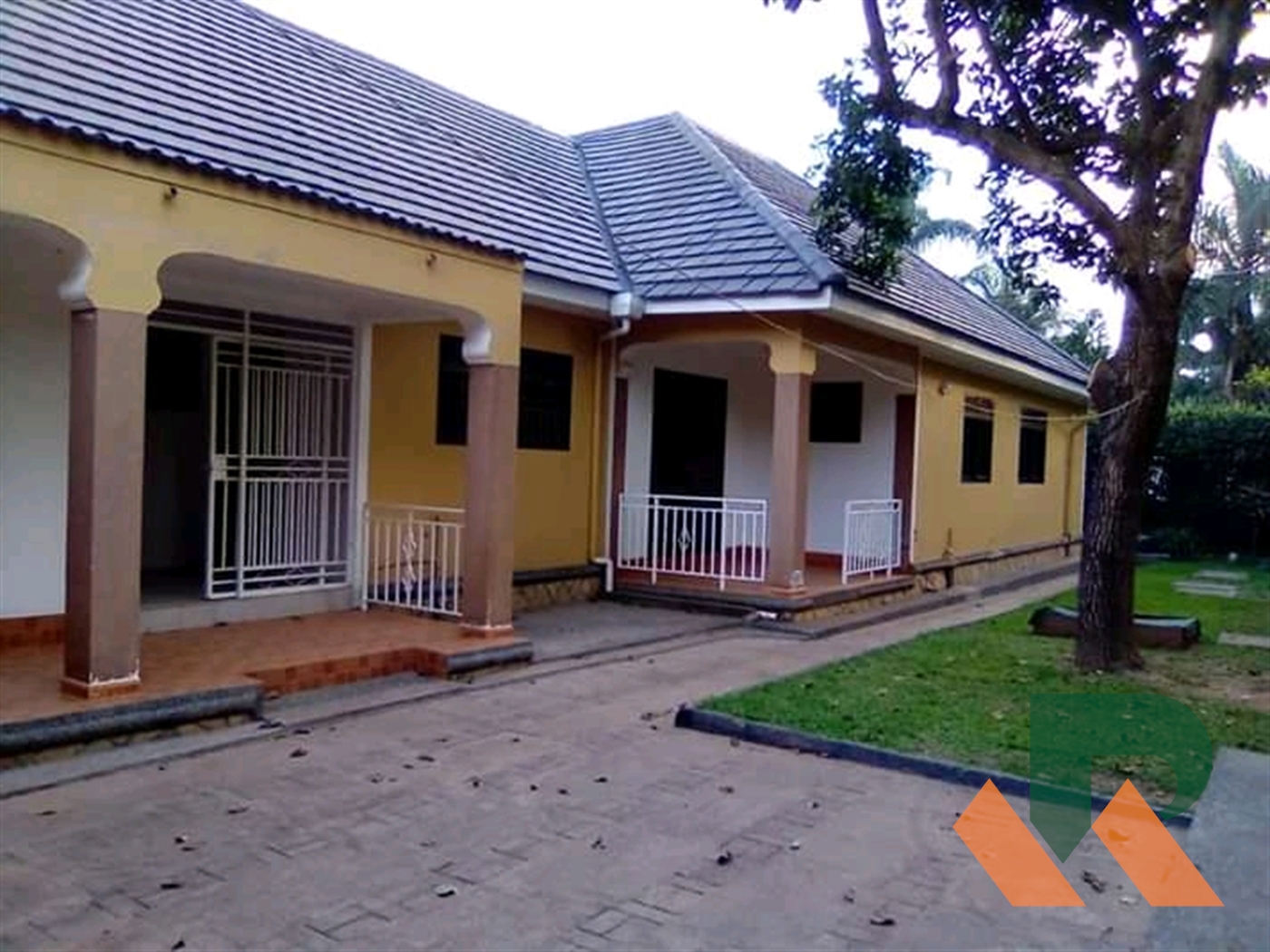 Bungalow for rent in Naguru Kampala