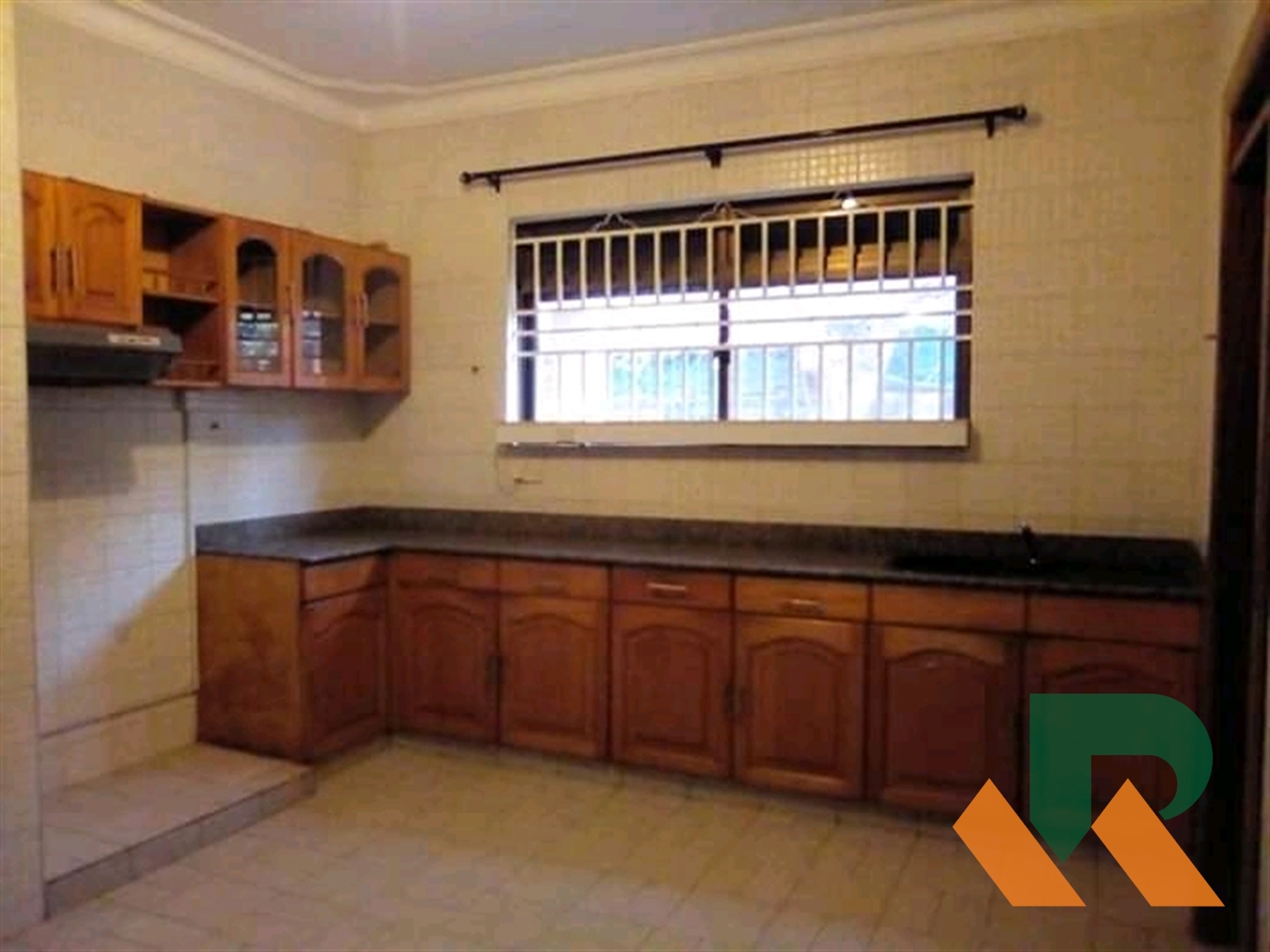 Bungalow for rent in Naguru Kampala