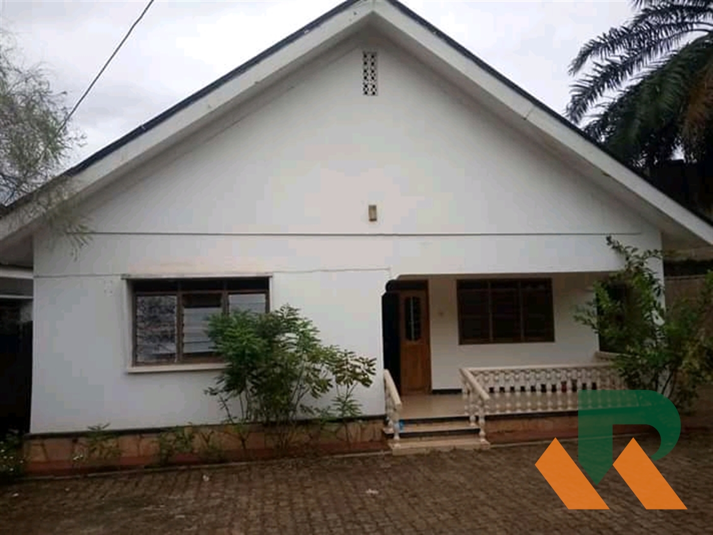 Bungalow for rent in Muyenga Kampala