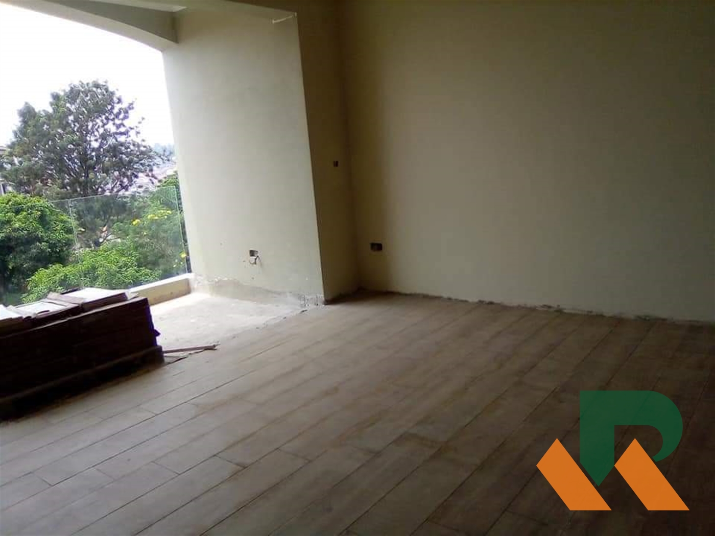 Apartment for sale in Bugoloobi Kampala