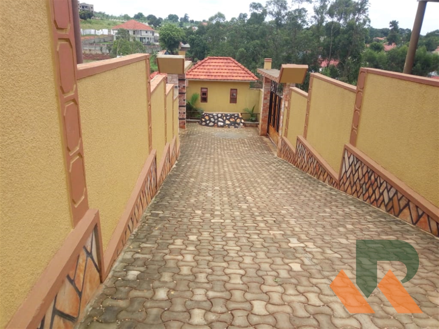 Maisonette for sale in Kyanja Kampala
