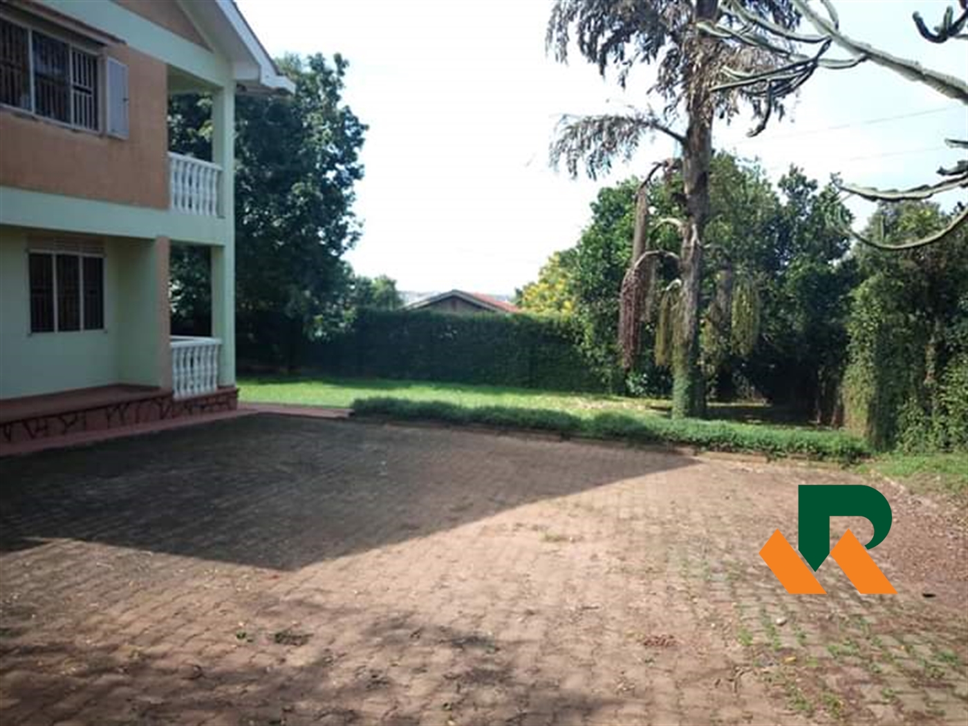 Maisonette for rent in Mutungo Kampala