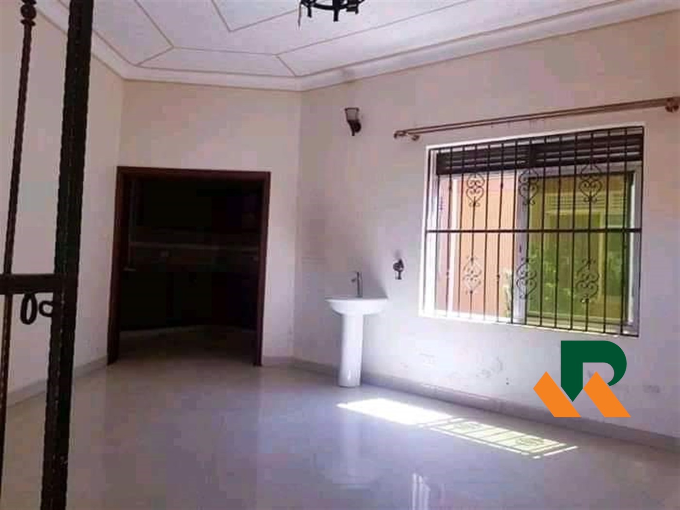 Semi Detached for rent in Bbunga Kampala