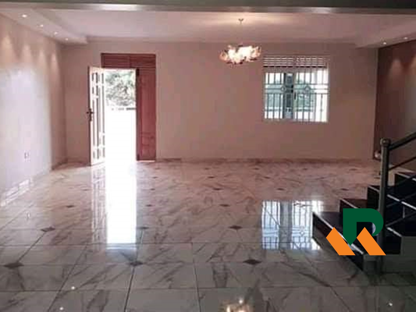 Town House for sale in Bukoto Kampala