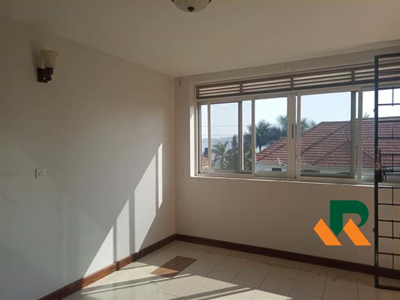 Storeyed house for rent in Mutungo Kampala