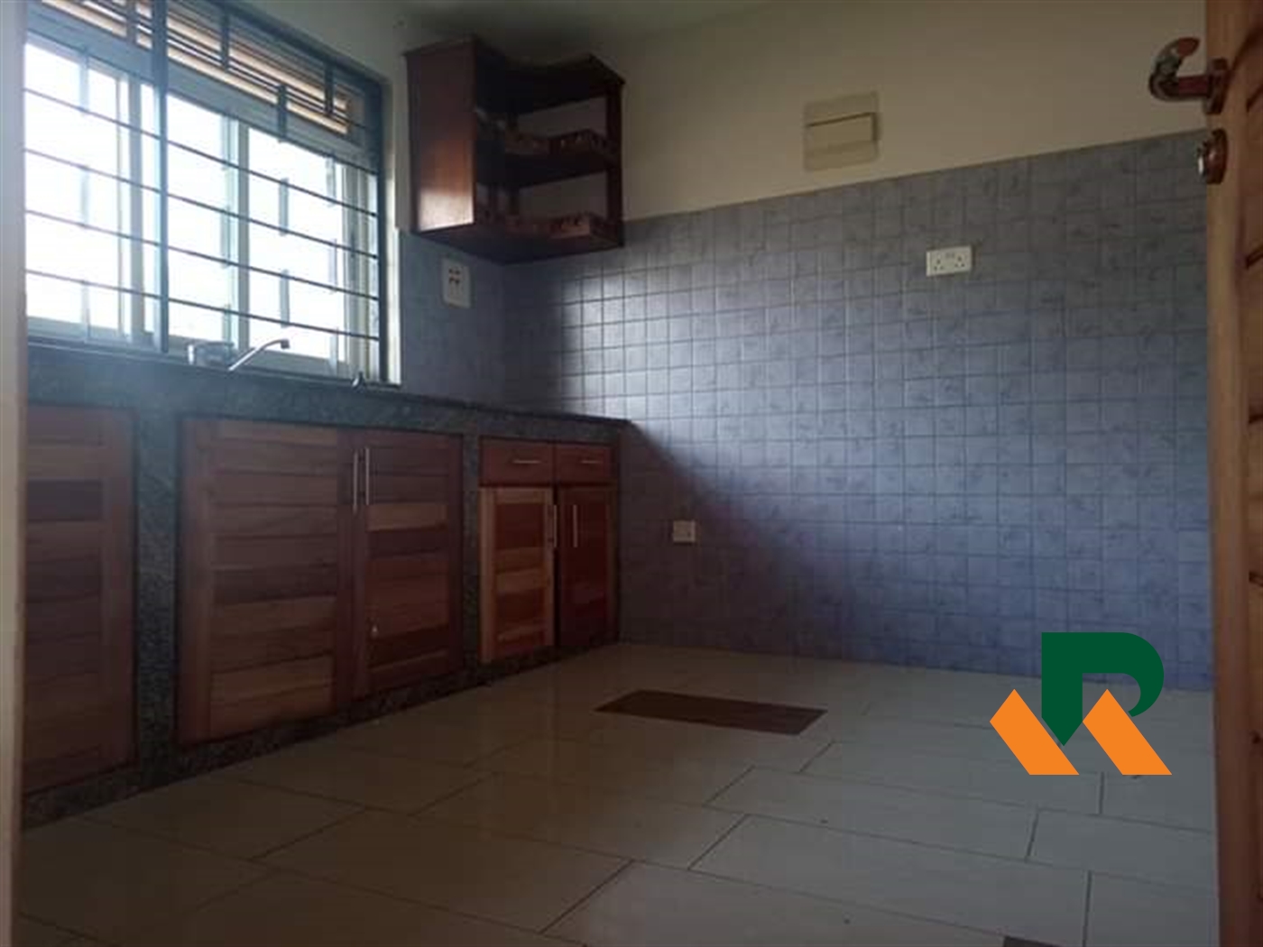 Storeyed house for rent in Mutungo Kampala