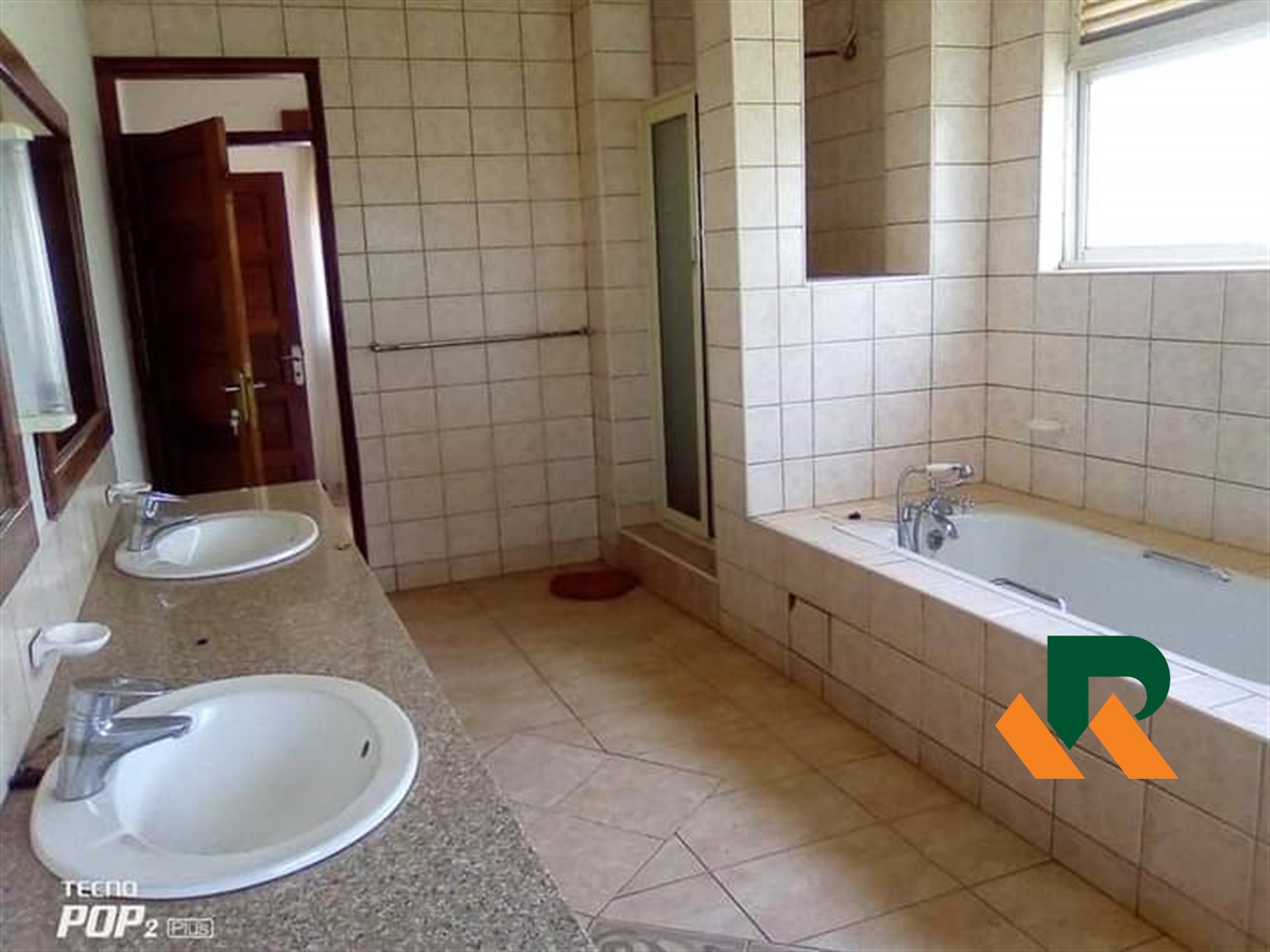 Maisonette for rent in Kololo Kampala