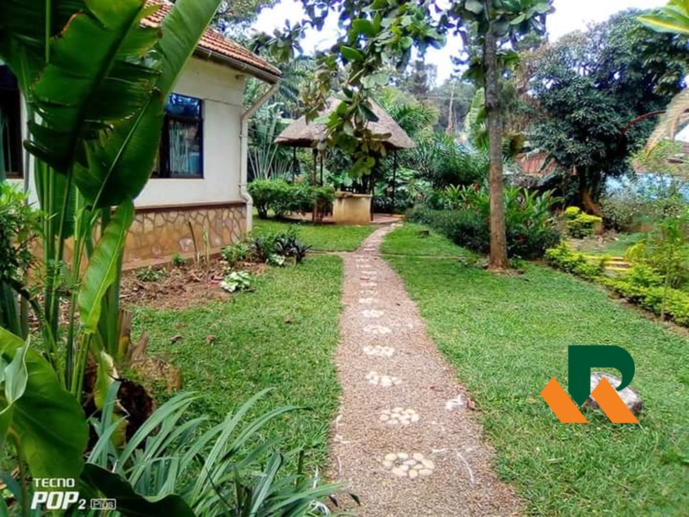 Bungalow for rent in Kololo Kampala