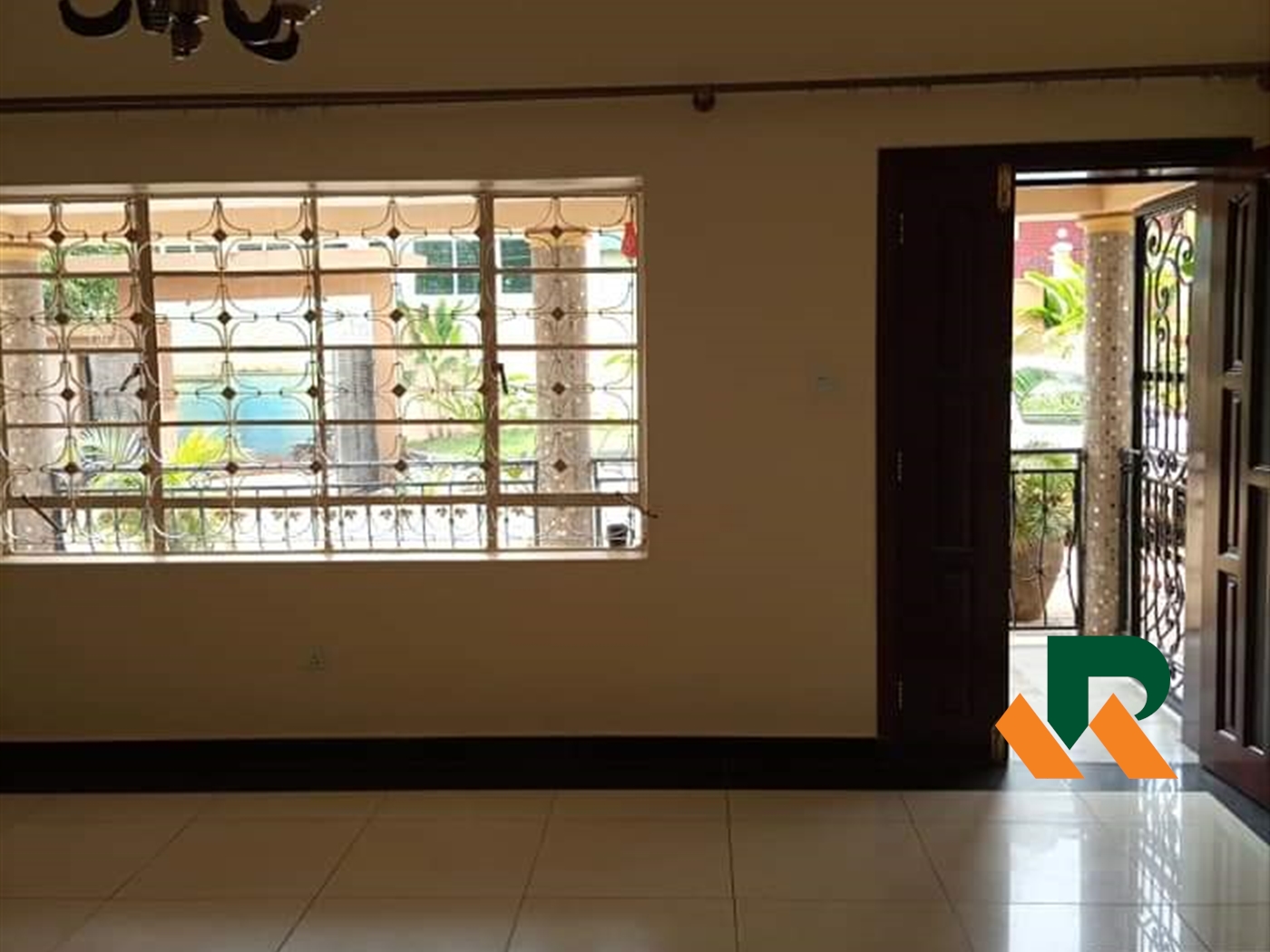 Bungalow for rent in Muyenga Kampala