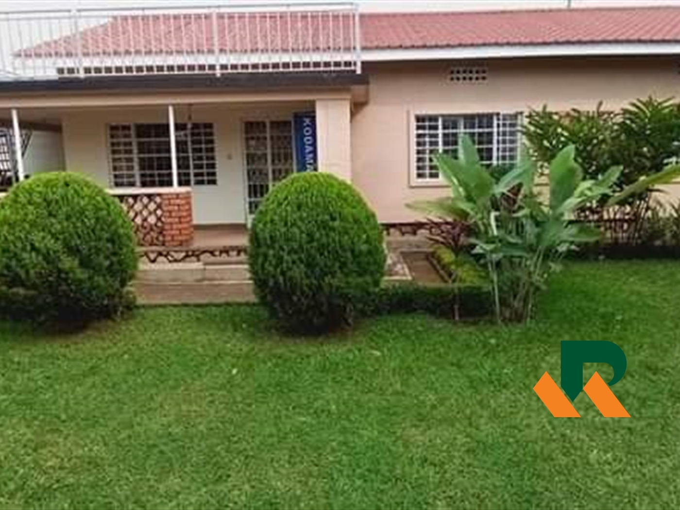 Bungalow for sale in Najjanankumbi Kampala